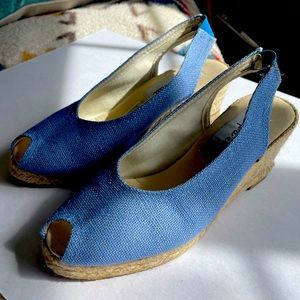 Coup detat wedge summer shoes